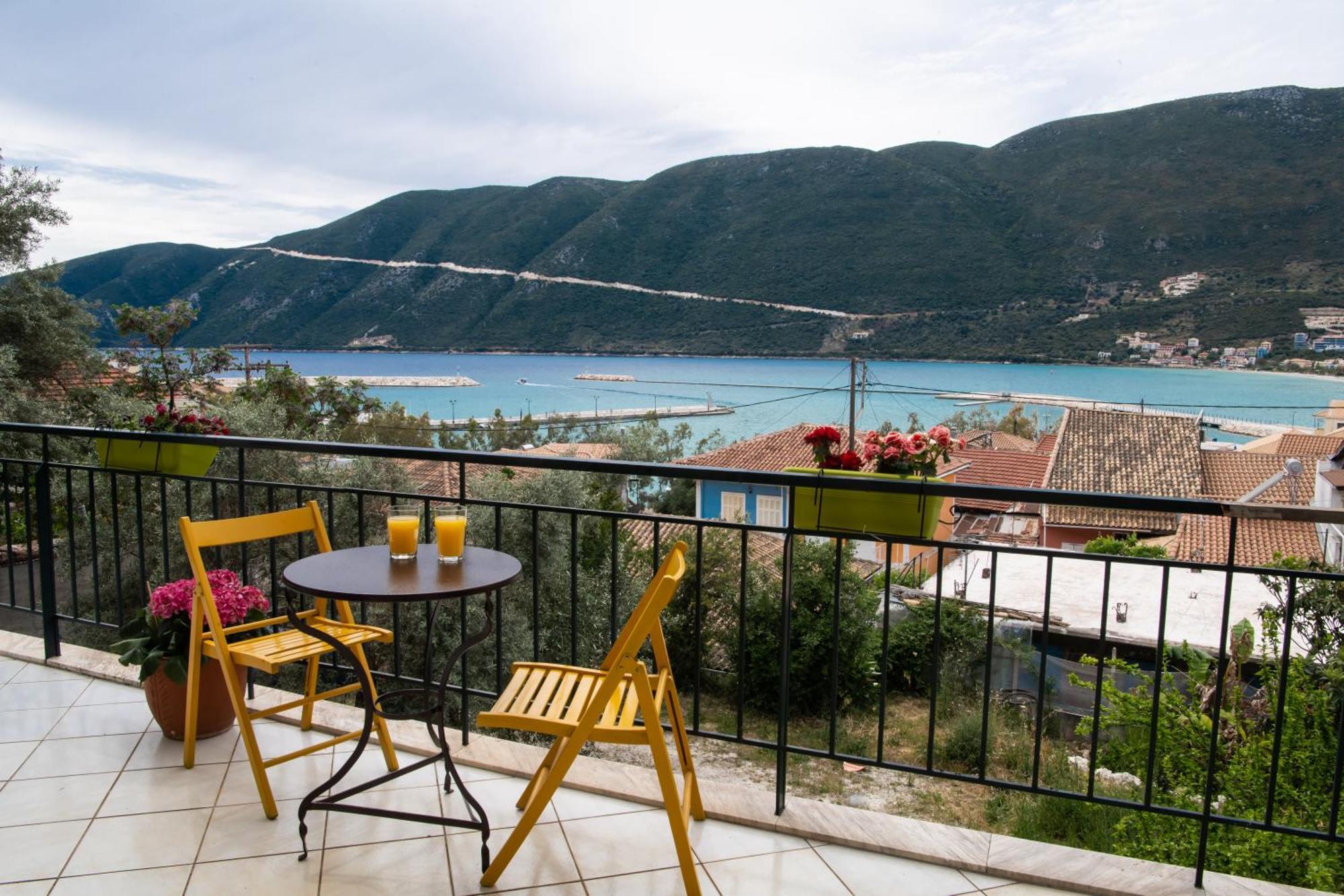 Mediterraneo Studios Vasiliki  Exterior photo